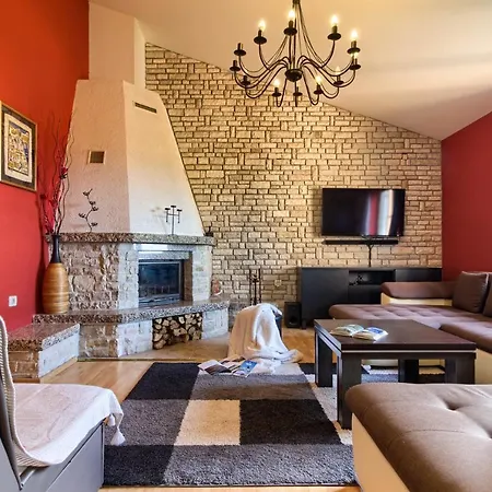 Amazing Green Paradise With Pool And Whirpool Near The Beach Apartment Vinkuran
