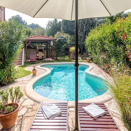 Apartment Amazing Green Paradise With Pool And Whirpool Near The Beach *